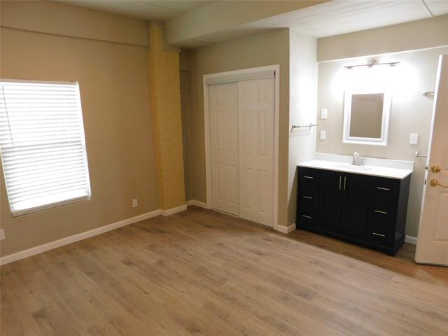 Building Photo - 500 Stephan Dr.