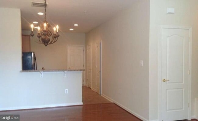 Building Photo - 22708 Verde Gate Terrace