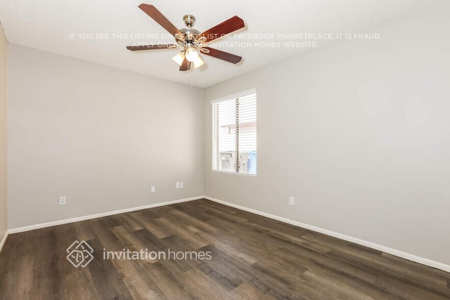 Building Photo - 1055 N Recker Rd