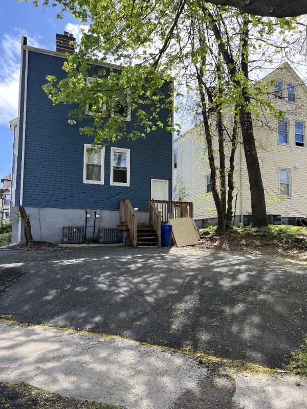 Building Photo - 105 Richelieu Terrace