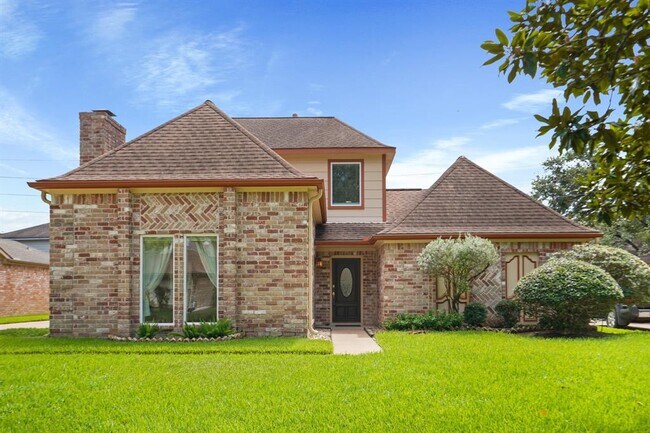 Primary Photo - 907 Dominion Dr