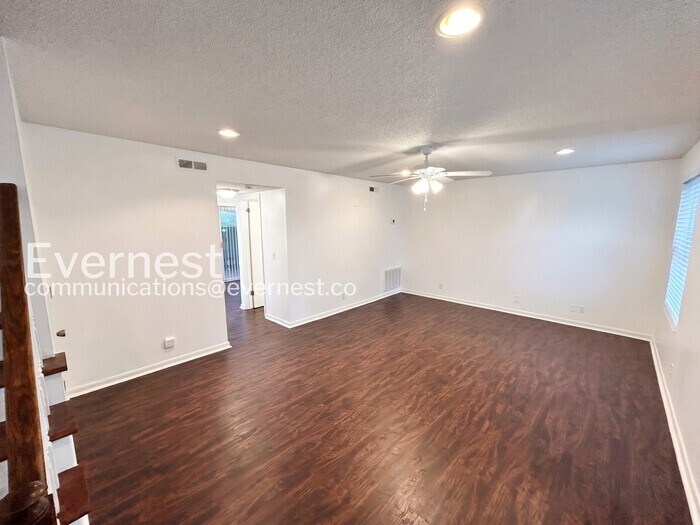 Building Photo - 5510 Country Dr