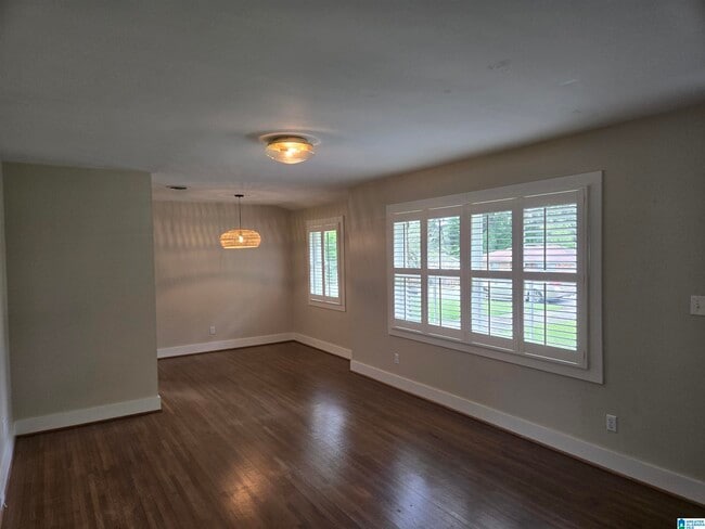 Building Photo - 109 Knoll Crest Dr