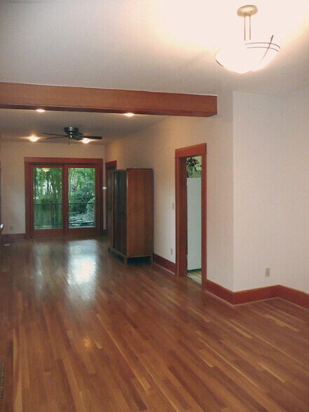 View of bedroom area and doorway to kitchen - 1114 SE 30th Ave