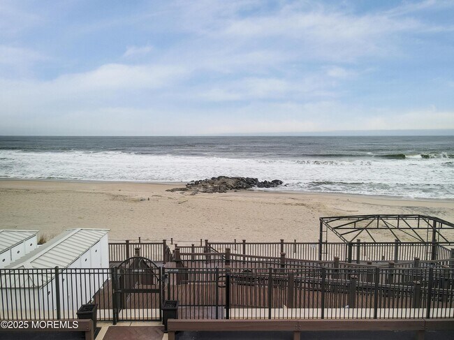 Building Photo - 675 Ocean Ave N