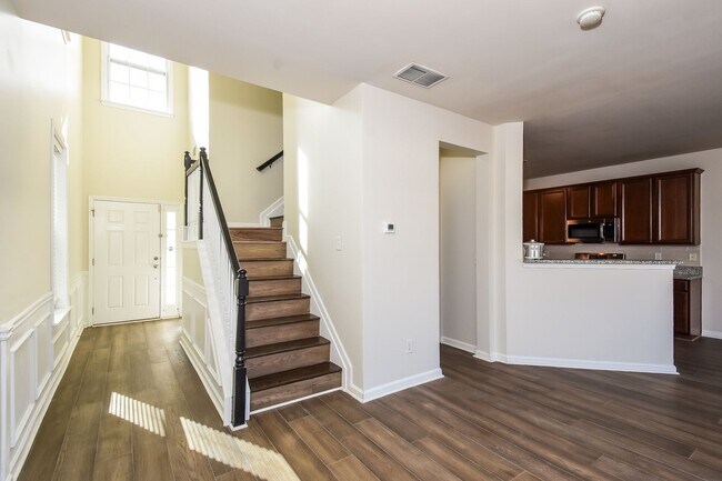 Building Photo - Beautifully Updated 3 Bedroom Home with Modern Upgrades in Marietta