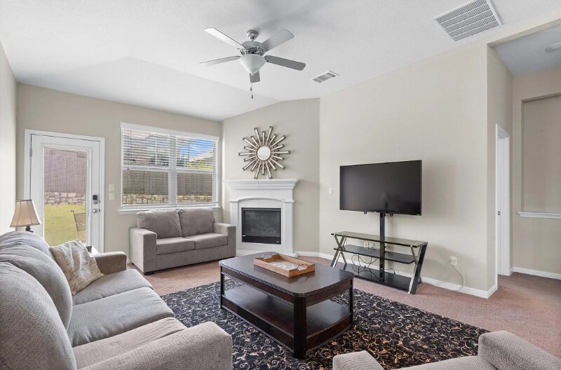 Building Photo - 1608 Torre St