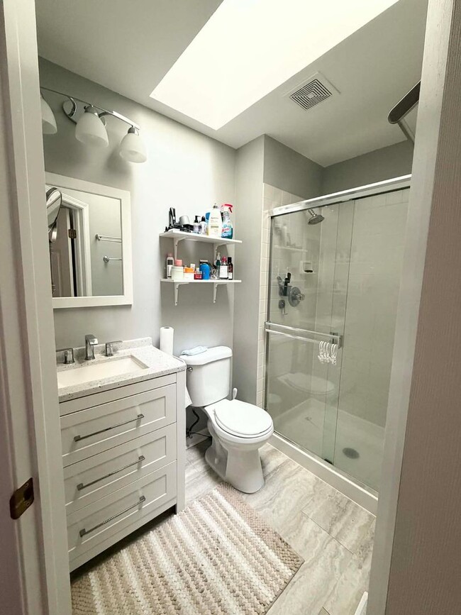 Building Photo - 106 Allerton Dr