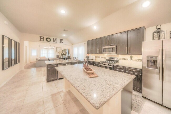 Building Photo - 2311 Bright Sunrise Trl
