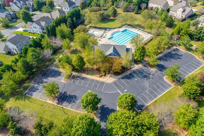 Building Photo - Discover this stunning 3-bedroom, 2.5-bathroom home where design and comfort meet in Mill Creek F...