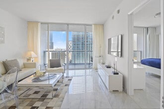Building Photo - 485 Brickell Ave