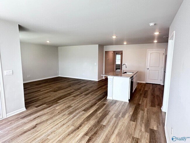 Building Photo - 213 Chubbs Ln