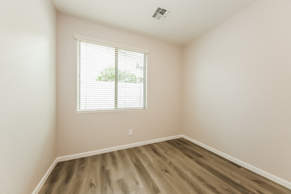 Building Photo - 38502 N Pagoda Ct