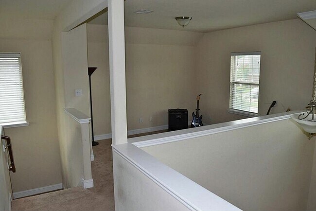 Building Photo - 14502 Dakota Bend Dr