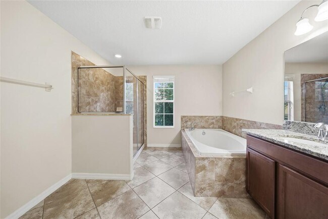 Building Photo - 12125 Streambed Dr
