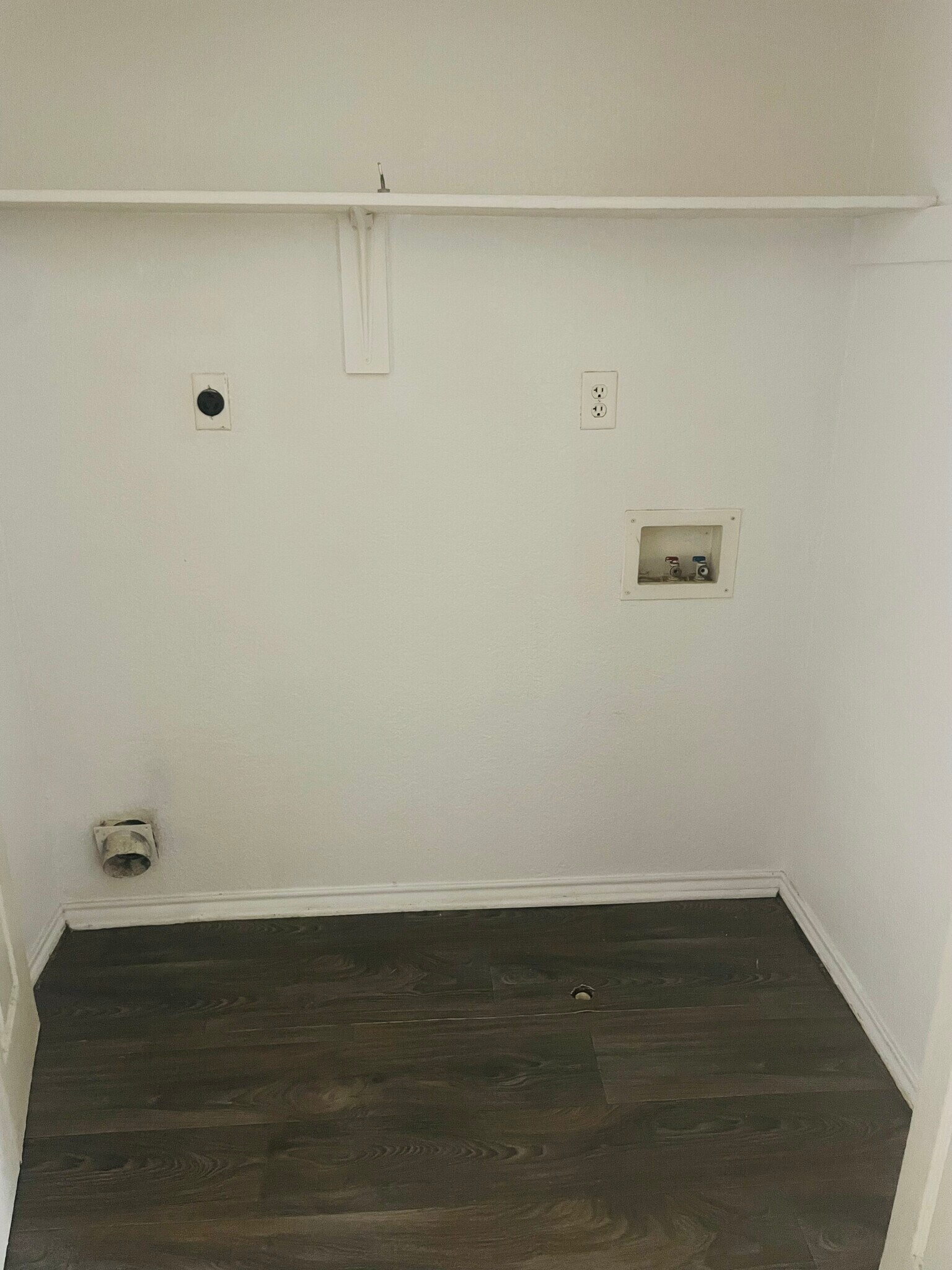 Building Photo - 2804 Cantabrian Dr