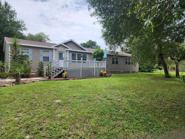 Primary Photo - 265 S Estribo St