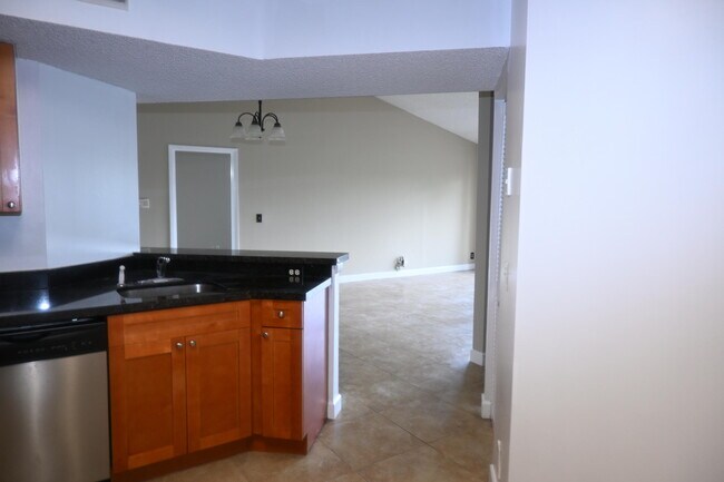 Building Photo - 8721 Wiles Rd