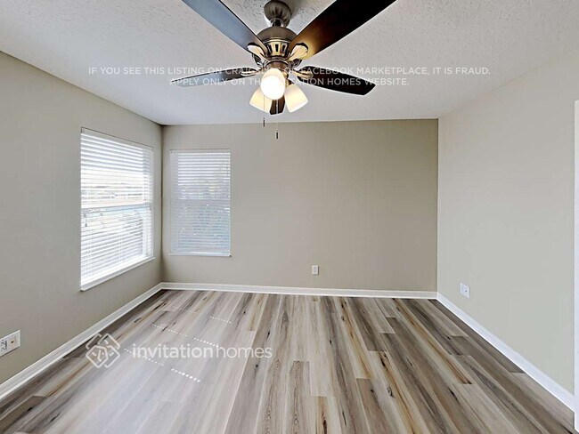 Building Photo - 5232 Clover Mist Dr
