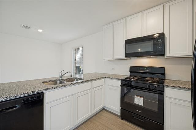 Building Photo - 213 Adelina Dr
