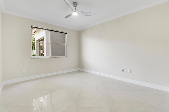 Building Photo - 11010 Legacy Dr