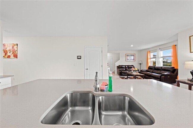 Building Photo - 1114 Brimstone Cir