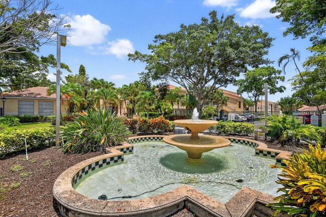 Building Photo - 1733 Village Blvd