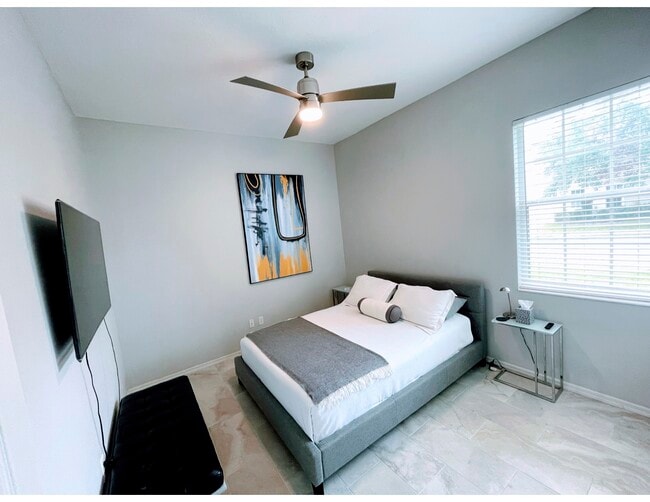 Building Photo - 6516 Windjammer Pl
