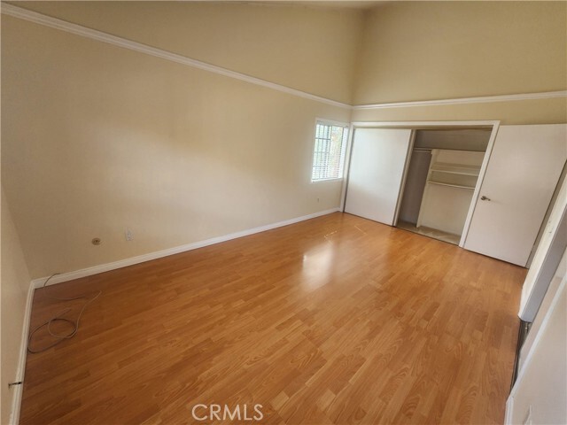 Building Photo - 7432 Hazeltine Ave
