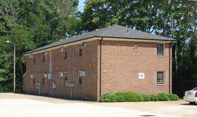 Building Photo - 8450 Tidewater Dr
