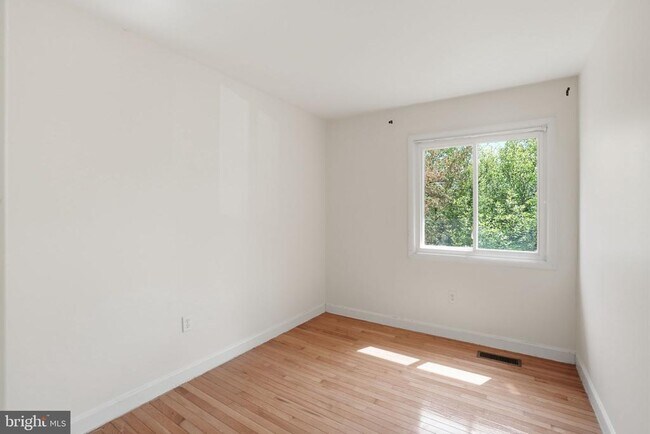 Building Photo - 2916 Cantania Pl