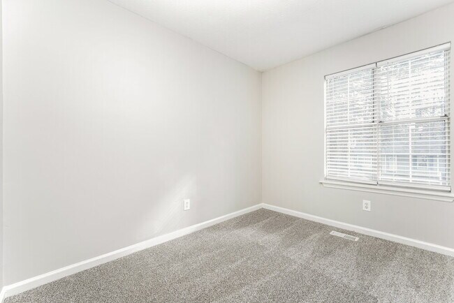 Building Photo - 6155 Marbut Farms Chase