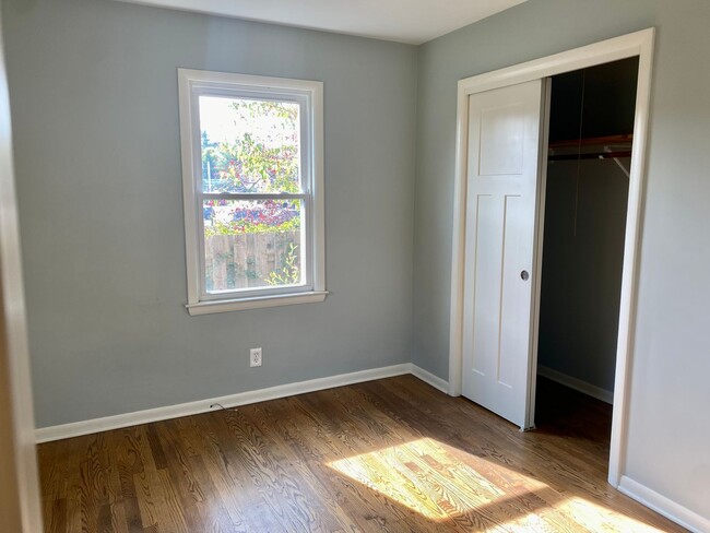 Building Photo - Cute Cape Cod in Forest Hills