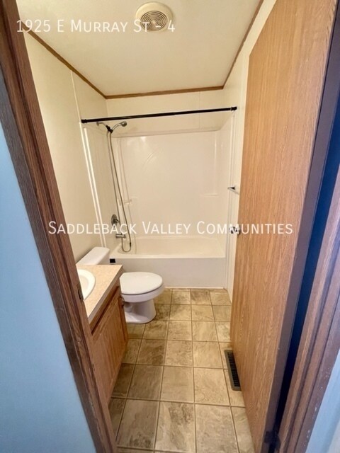 Building Photo - 1925 E Murray St