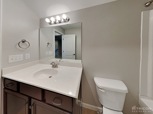 Building Photo - 162 Cobbler Cir