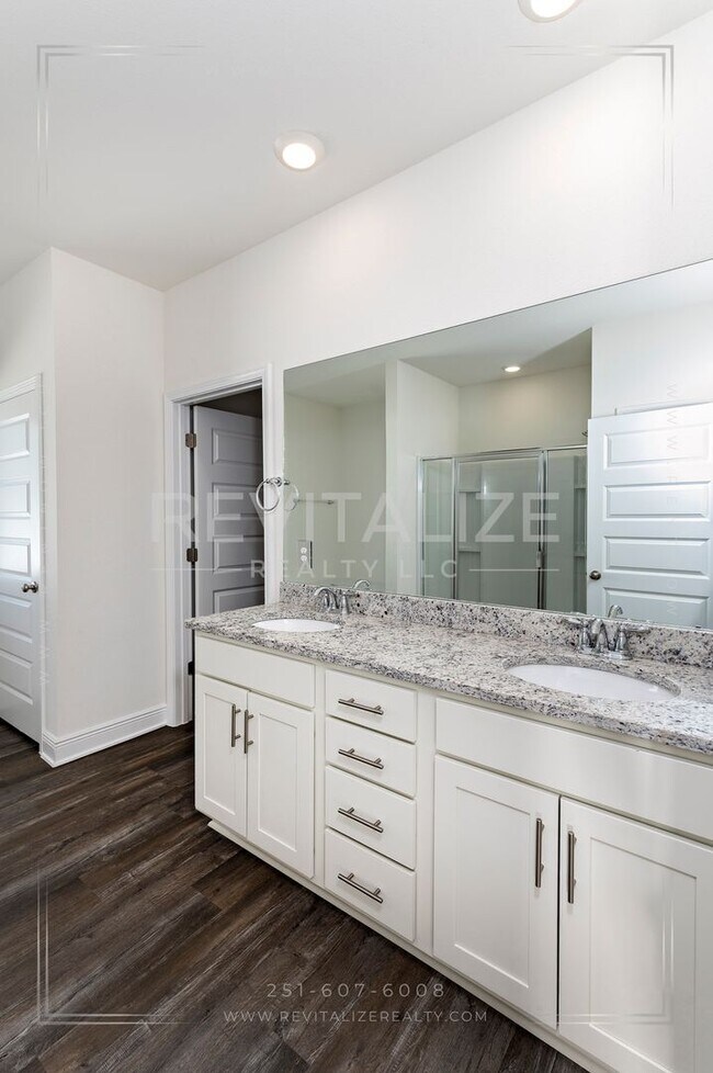 Building Photo - FREE RENT FOR MAY-  4 Bed 2 Bath Daphne Home in Jubilee Farms