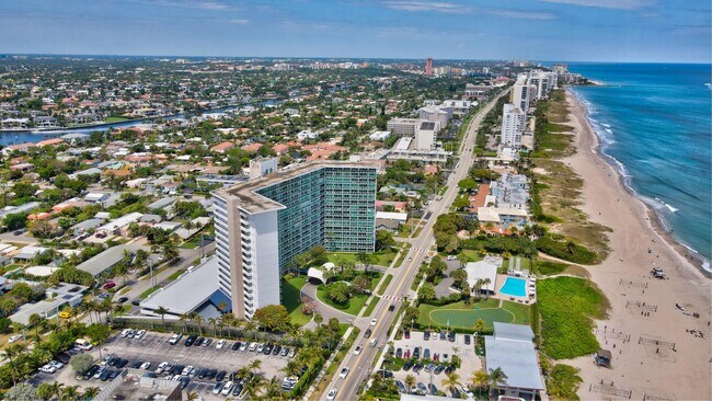 Building Photo - 333 NE 21st Ave