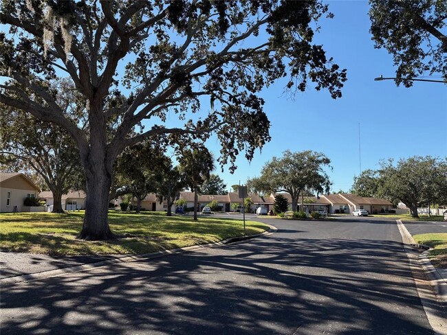 Building Photo - 3813 Staysail Ln