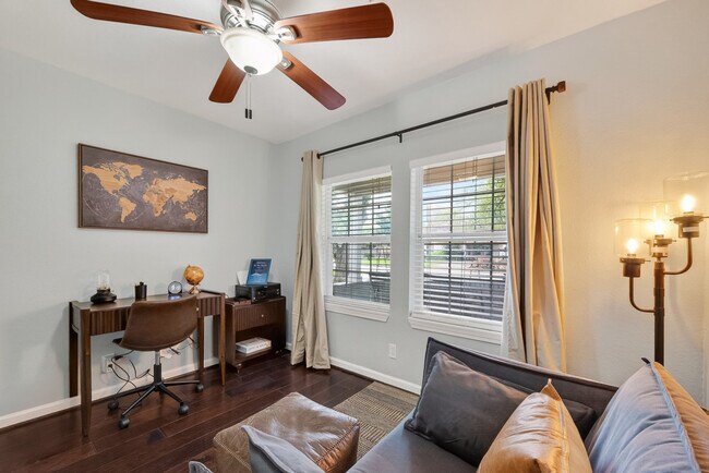 Building Photo - 4907 Marietta Ln