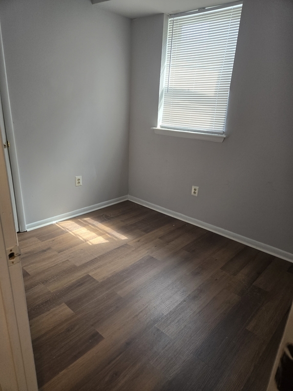 Building Photo - 4221 W Girard Ave