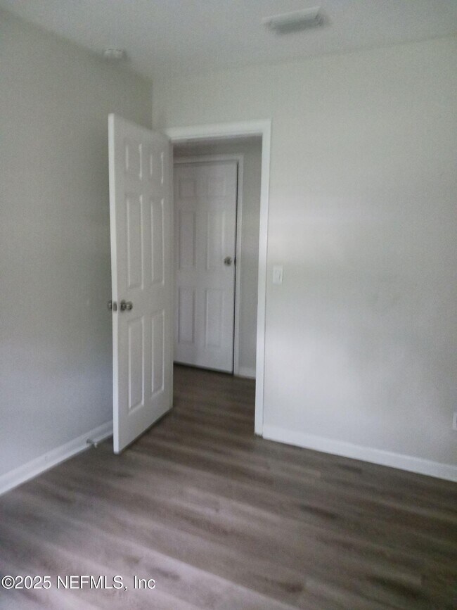 Building Photo - 2123 Corot Ct