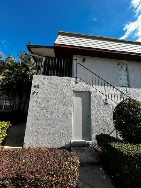 Building Photo - 92 Windtree Ln