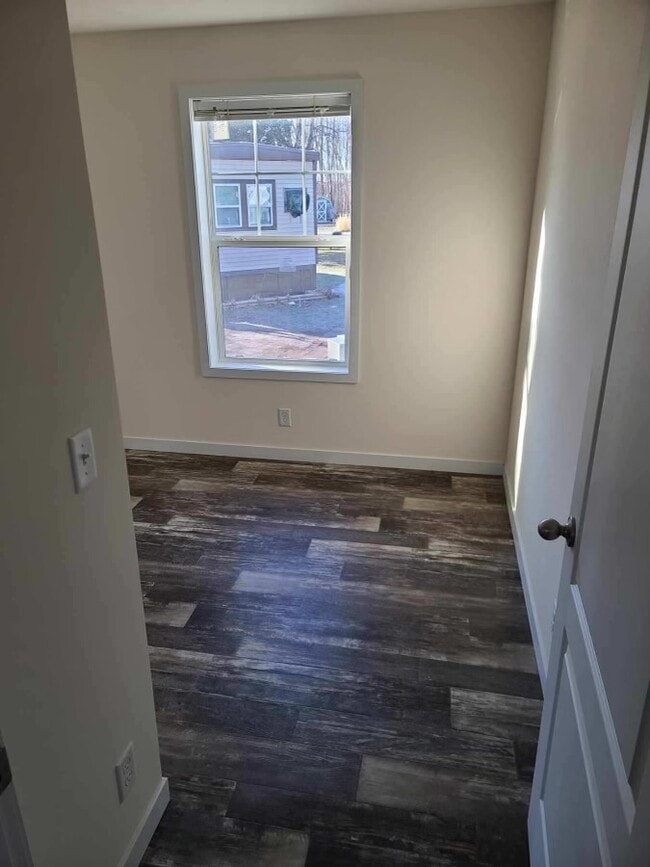 Building Photo - 44 Claremont St