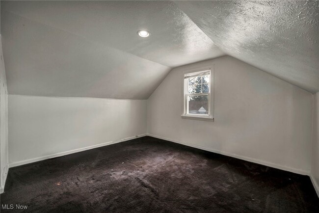 Building Photo - 10213 Dove Ave