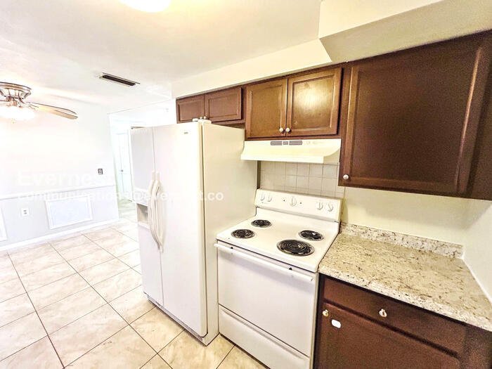 Building Photo - 3438 Monticello St