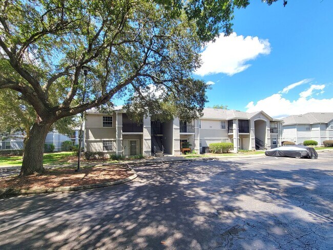 Building Photo - 3705 SW 27th St
