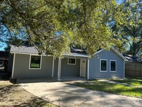 Building Photo - 3658 N 38th St