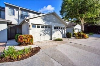 Building Photo - 800 Meadowland Dr