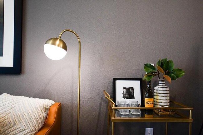 Building Photo - 4216 Sloane St