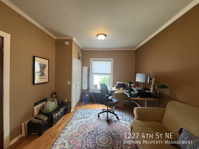 Building Photo - 1227 4th St NE